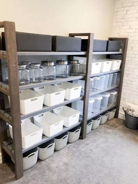 This simple pantry shelf cost my $50 in products (not including the containers) and was super easy to build. This is a great beginner DIY project to get you organized this year! ﻿I decided to turn a bedroom into a pantry because we needed more space to store food for the kiddos. I had a vision of creating a pantry/homework/mud room on a budget. I researched different pantry shelvings I could buy and then came up with a design on my own that I could build and could afford… Build A Pantry, Pantry Shelving Units, Diy Pantry Shelves, Floating Storage Shelves, Wooden Pantry, Built In Pantry, Tiny Closet, Pantry Wall, Pantry Shelving