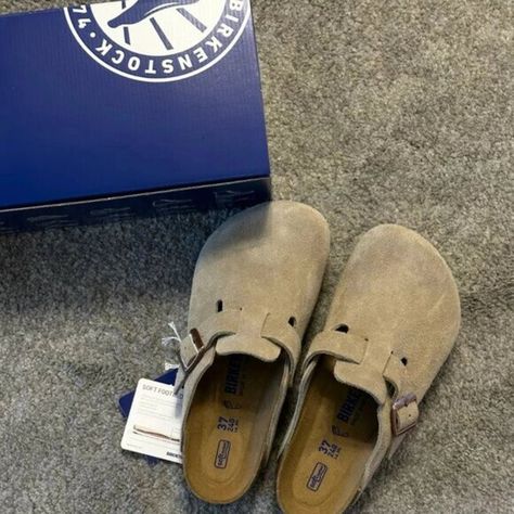 Birkenstock Clogs Birkenstock Colors, Clogs Sandals, Birkenstock Clogs, Birkenstock Clog, Shoes Birkenstock, Boston Clogs, Suede Clogs, Birkenstock Women, Clog Sandals