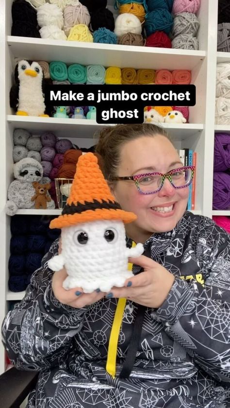 Quick and Easy Free No-Sew Crochet Ghost Pattern Ghost Plush Crochet Pattern Free, Cute Fall Crochet Patterns Free, Easy Ghost Crochet Pattern Free, How To Crochet Halloween, Crochet Ghost Pattern Free No Sew, Large Crochet Ghost Pattern Free, Crochet Halloween Patterns Free Ghost, Easy Crochet Ghost Pattern, Ghost Plush Crochet Pattern