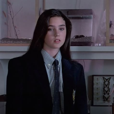 Vintage Horror Fashion on Instagram: “Phenomena features 80s Armani, so every outfit is perfect. . . #phenomena #darioargento #jenniferconnelly #80shorror #80sfashion…” Jennifer Connelly Phenomena, 80s Actresses, Spy Outfit, Brunette Aesthetic, Women Wearing Ties, Retro Makeup, Girl Thinking, Outfit 90s, Prep Style