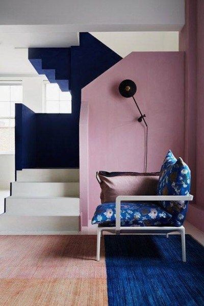 34 Ideas to Paint a Color Block Wall | Domino Carpeted Stairs, Painted Staircases, Deco Rose, Painted Stairs, Modern Upholstery, Colour Blocking, Block Wall, Design Del Prodotto, Pink Walls