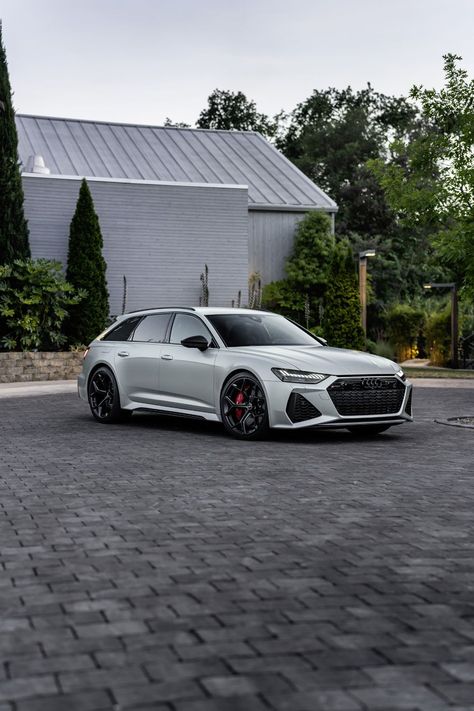 Audi turns up the wick on its wicked wagon. Rs7 Sportback, Audi Rs6 Avant, Rs6 Avant, V Engine, Vw Group, Audi Rs6, Audi Cars, Exterior Trim, New Engine