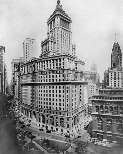 City Hall Nyc, John D Rockefeller, New York City Buildings, New York Architecture, Standard Oil, Vintage Architecture, Architecture Images, Gas Stations, Oil Company