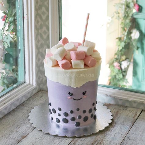 Bubble Tea Cake Design, Bubble Tea Party Theme, Boba Cake Birthday, Boba Birthday Cake, Bubble Tea Cake, Boba Cake, Anna Frozen Cake, Boba Birthday, Boba Party