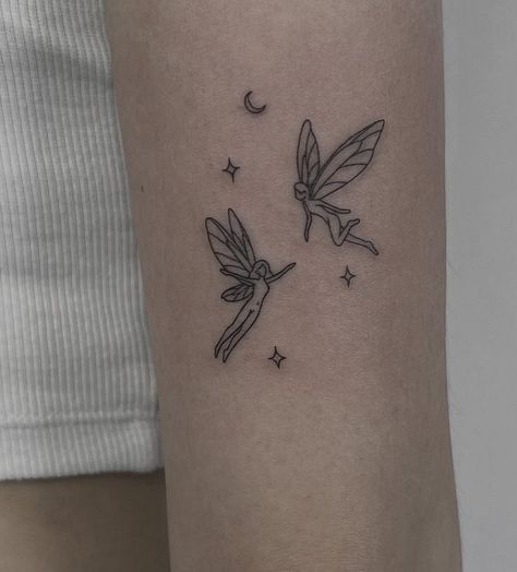 Ankle Tattoo Ideas, Lily Calloway, Hippie Tattoo, Calloway Sisters, Ankle Tattoos, Petite Tattoos, Small Tattoos Simple, Spine Tattoos For Women, Minimalist Tattoos