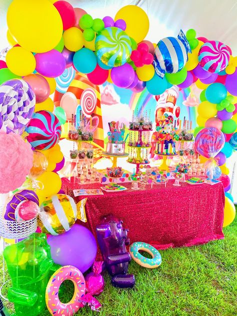 Candyland Themed Birthday Party | Decor Gallery Candyland Party Theme, Baby Shower Princess Theme, Candy Theme Birthday Party, Candy Themed Party, Candy Land Birthday Party, Fun Dessert, Unicorn Themed Birthday Party, Shower Table, Ice Cream Birthday Party