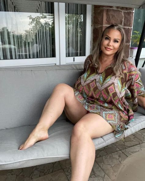 Bella Bodhi®-SoulHealer🔴💋❤️❣️ on Instagram: "Swinging ♥️" Bella Bodhi, Curvy Women Outfits, Gorgeous Eyes, July 15, Plus Size Fashion, Ford, Plus Size, On Instagram, Instagram