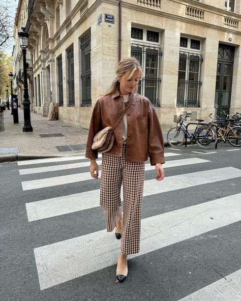 Instagram Earth Tone Fall Outfits, Cute Thanksgiving Outfits For Women, Chic Thanksgiving Outfit, Thanksgiving Outfits For Women, Classic Chic Outfits, Outfit Ideas 2024, Thanksgiving Outfit Ideas, Cute Thanksgiving Outfits, Thanksgiving Outfit Women