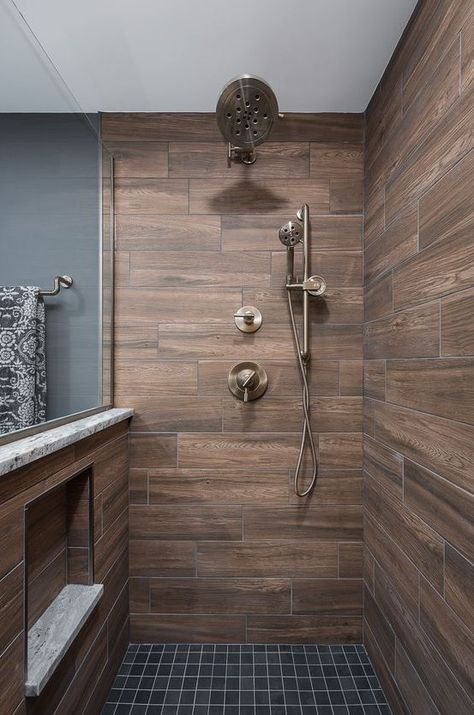 Wood Look Tile Bathroom, Wood Look Tiles, Wood Tile Shower, Rustic Bathroom Shower, Wood Tile Bathroom, Modern Bathroom Ideas, Tile Design Pattern, Cabin Bathrooms, Bathroom Farmhouse Style