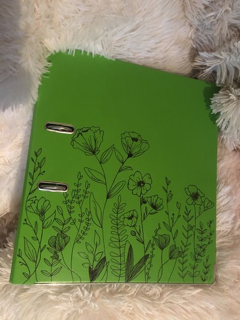 #diy #folders #flowers #flowergarden #green #black #design Folder Cover Design School, Green Folder, Folder Cover Design, Binder Decoration, Cover Page For Project, Portfolio Designs, Folder Ideas, File Decoration, File Decoration Ideas