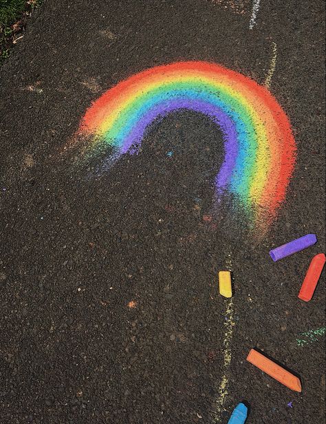 Rainbow Painting Aesthetic, Rainbow Chalk Art, Chalk Rainbow Drawing, Rainbow Asthetics Photos, Rainbow Athstetic, Aesthetic Sidewalk Chalk, Chalk Rainbow, 2010s Childhood, Tiktok Wallpaper