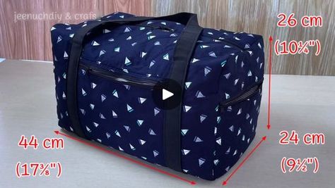 Duffle Bag Patterns Free, Diy Duffel Bag Free Pattern, Easy Duffle Bag Pattern Free, Free Duffle Bag Patterns To Sew, Sewing A Duffle Bag, Large Duffle Bag Pattern Free, Small Duffle Bag Pattern Free, Small Duffel Bag Pattern, Diy Duffle Bag