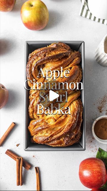 Cinnamon Babka Recipe, Cinnamon Glaze Recipe, Cinnamon Babka, Cinnamon Glaze, Babka Recipe, Cinnamon Swirl, Glaze Recipe, Apple Cinnamon, Cinnamon Apples