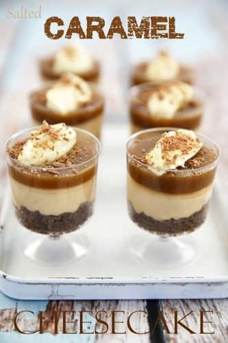 How to Make DELICIOUS Salted Caramel Cheesecake - Quick & EASY Desserts Crockpot, Cinnamon Filling, Dessert Shooters, Salted Caramel Cheesecake, Individual Desserts, Caramel Cheesecake, Cheesecake Cookies, Mini Cheesecakes, Dessert Cups