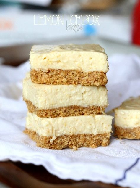 These Light No Bake Lemon Icebox Bars are easy to make, super creamy & sweet, and contain 1/3 less fat cream cheese and fat free sweetened condensed milk. You won't miss the extra fat, I swear it! #light #lemon #bars #nobake #nobakedessert #easydessert #easydessertrecipe Lemon Dessert Recipes Easy, Lemon Desserts Easy, No Bake Lemon, Cookies And Cups, Dreamy Desserts, Lemon Ice, Creative Snacks, Easter Desserts, Lemon Dessert Recipes