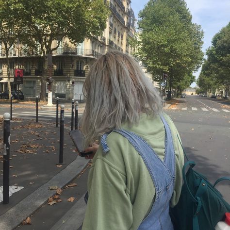 Alice Oseman, Book Aesthetic, We Heart It, Georgia, Walking, Paris, Hair