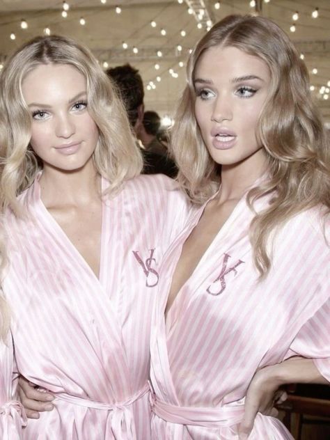 Vs Models Aesthetic, Victoria’s Secret Fashion Show, Victoria's Secret Aesthetic, Victoria Secret Show, Victoria Secret Model, Victoria Secret Models, Pink Angel, Vs Fashion Shows, Model Lifestyle