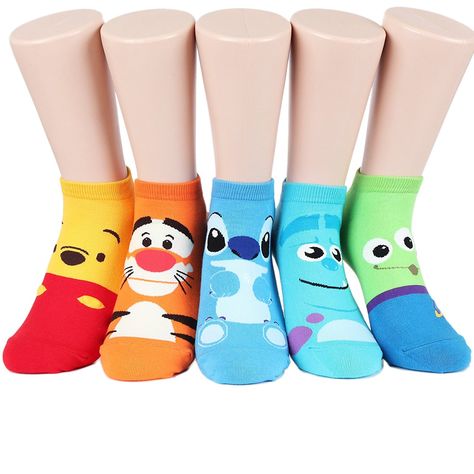 Disney 5 character sock set featuring Stitch and Tigger Disney Stocking Stuffers, Character Disney, Disney Socks, Discovery 5, Disney Movies To Watch, Animation Character, Mickey Mouse Head, Gloss Labial, Cartoons Series