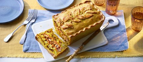 Crystelle's Curried Chicken & Potato Terrine Pie - The Great British Bake Off | The Great British Bake Off Terrine Pie, Gbbs Recipes, Potato Terrine, Curry Pie, Picnic Pie, Gbbo Recipes, Savory Bakes, Savoury Tarts, Chicken And Potato