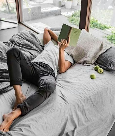 Follow me on #Instagram Bedroom #ideas . . . #roomformen #bedroomideas #menroom #bedroomdesign #homedesign #bedroom #dreamhome #lovelyhome #cozyhome #bedroominspo #bedroominterior #maledesign Jenifer Aniston, Latest Jeans, 사진 촬영 포즈, Men Photoshoot, Men With Street Style, Man Photography, Men Photography, Male Photography, Foto Poses