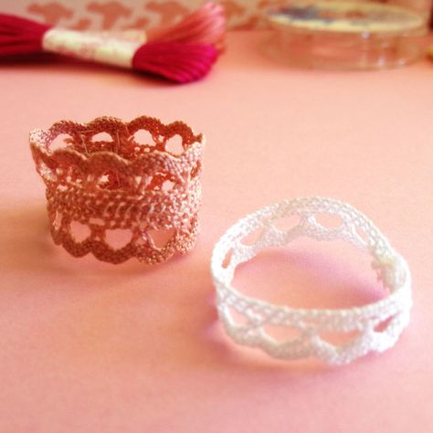 Bracelet Crochet, Crochet Rings, Diy Bijoux, Love Hand, Jewelry Crochet, Top Diy, Beads Work, Hello Hello, Crochet Jewelry