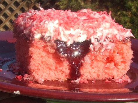 This cake is so easy to make and is one of my DHs favorite. Tastes better than a zinger that you remember as a child... or even now. Zinger Cake Recipe, Zinger Cake, Raspberry Zinger Cake, Raspberry Zinger, Poke Cake Recipes, Vanilla Cake Mixes, Poke Cakes, Cake Mix Recipes, Pie Cake