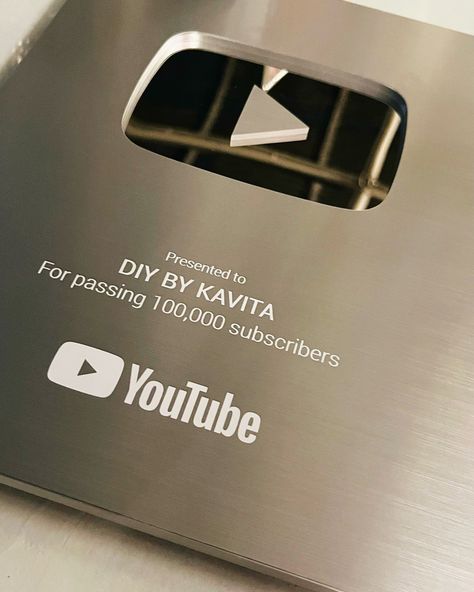 SO THIS HAPPENED ❤️😍🧿 . . Huge THANK YOU to everyone that has subscribed to my YouTube channel and helped me reach 100,000 subscribers because I have just received my “SILVER PLAY BUTTON”.❤️ I never dreamed of my channel growing the way it did but I am so honored to be able to reach this many people in a positive way! Thank you from the bottom of my heart to every single one of you who has helped make this a reality for me. I am so beyond grateful for you for letting me into your lives and al... Youtube Silver Play Button Vision Board, Youtube Silver Play Button, Silver Play Button, Youtube Play Button, 2025 Goals, Beyond Grateful, Manifesting Vision Board, Play Button, Grateful For You