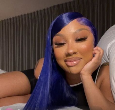 Therealkylesister Mood, Ariana Fletcher, Reaction Face, The Don, Hair Crush, Instagram Influencer, Meme Faces, Pretty Selfies, Blue Hair