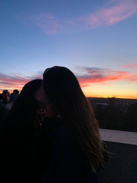 Wlw Pics Faceless, Wlw Faceless, Wlw Aesthetic Faceless, Wlw Aesthetic, Love Me Like, Soulmate