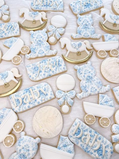 Toile Baby Shower Theme, Blue Baby Shower Cookies, Blue And White Baby Shower Ideas, French Baby Shower Theme, Baby Boy Shower Cookies, Blue Macaroons, Preppy Baby Boy, French Baby Shower, Bow Theme