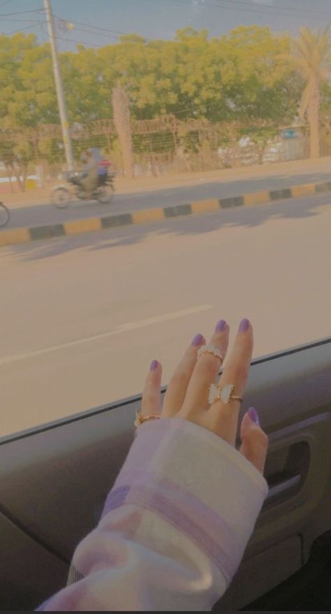 Hassan Ali, Hand Pic, Girl Hand, Mood Instagram, Butterfly Ring, Cool Girl, Ring, Pins, Instagram