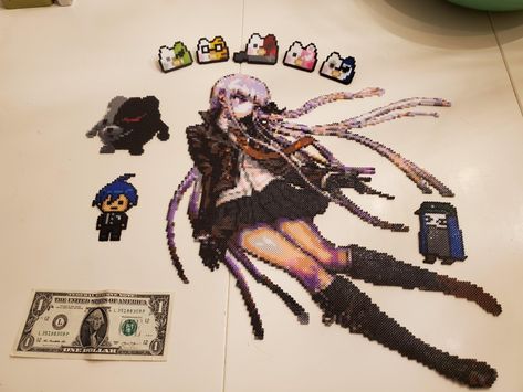 Danganronpa Pixel Art Grid, Danganronpa Perler Beads, Danganronpa Pixel Art, Spike Chunsoft, Kandi Kid, Melty Bead Patterns, Danganronpa Funny, Pixel Art Grid, Kandi Patterns