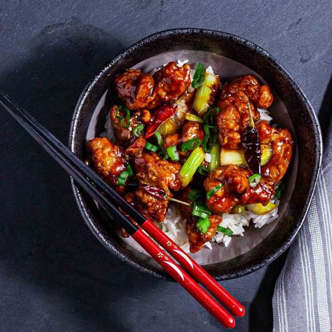 Tao Chicken Recipe, General Tao Chicken, Chinese Night, Panini Recipes Chicken, Chicken Panini, Chicken Salt, Tso Chicken, General Tso Chicken, Sauce For Chicken