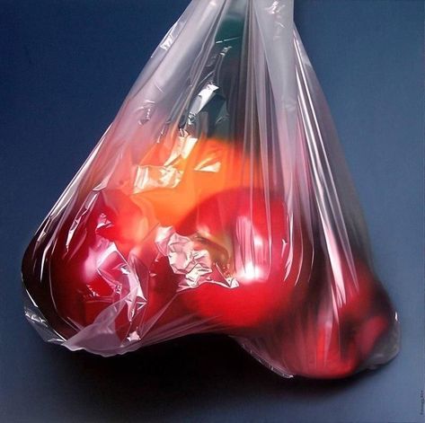 Modern Still Life, Still Life Pictures, Life Drawing Reference, Hyper Realistic Paintings, Still Life Drawing, Realistic Paintings, Hyperrealism, Ap Art, Color Studies