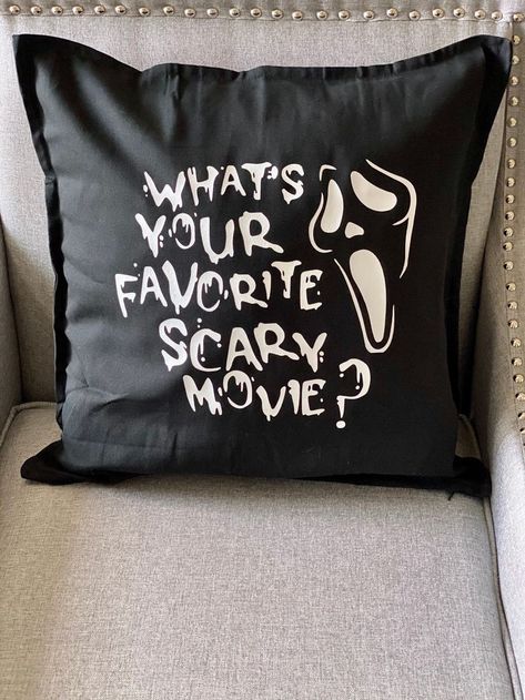 Horror Bedroom, Horror Movie Marathon, Horror Movie Decor, Luxury Dorm Room, Movie Night Decorations, Horror Room, Scream Mask, Mermaid Wall Decor, Ghost Pillow