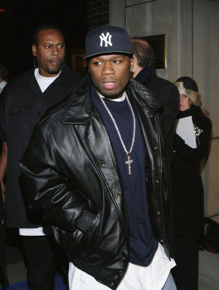 2000’s Outfit, East Coast Hip Hop, Rapper 50 Cent, Looks Hip Hop, 90s Rappers, Hip Hop Classics, Gangsta Style, Walt Disney Animation, Rap Artists