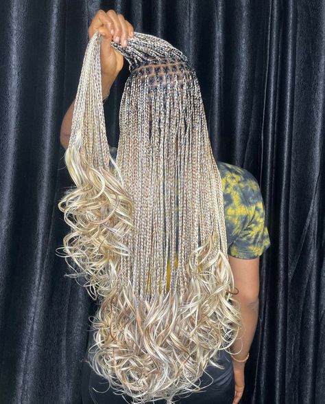 Blonde Box Braids Hairstyles, Blonde Knotless Box Braids, French Curl Braids Hairstyles, Random Hairstyles, Box Braids Hairstyle, Blonde Knotless, Long Hair And Short Hair, Hairstyles For Thinning Hair, French Curl Braids