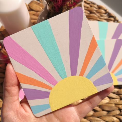 Simple Coaster Painting, Simple Coaster Design, Diy Coaster Designs Ideas, Mdf Coasters Painting, Coaster Painting Ideas Easy, Diy Painted Coasters, Coasters Painting Ideas, Painted Coaster Ideas, Cute Coaster Painting Ideas