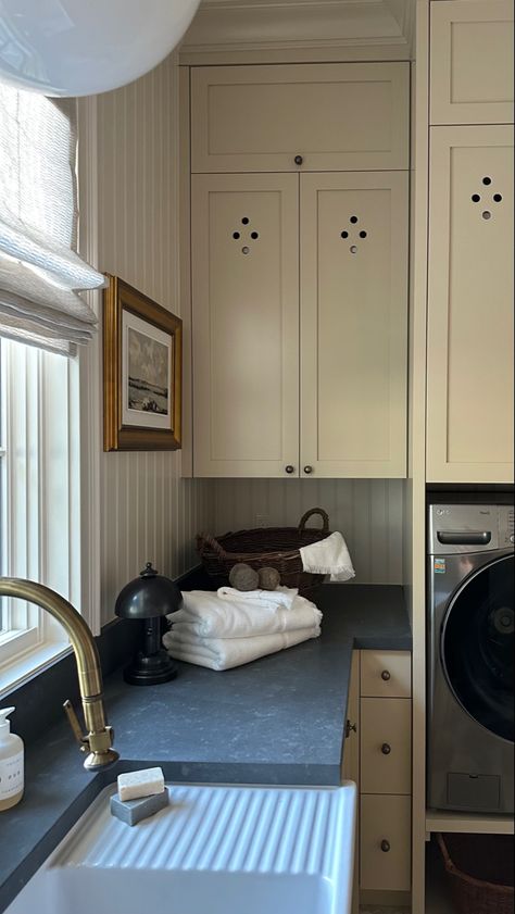 Tall Ceiling Laundry Room, Devol Laundry Room, Wallpaper Laundry Room Ideas, Laundry Room Beadboard Walls, Whimsical Laundry Room, Beadboard Laundry Room, Stacked Washer Dryer Laundry Room, Mudroom Pantry, Cottage Laundry Room