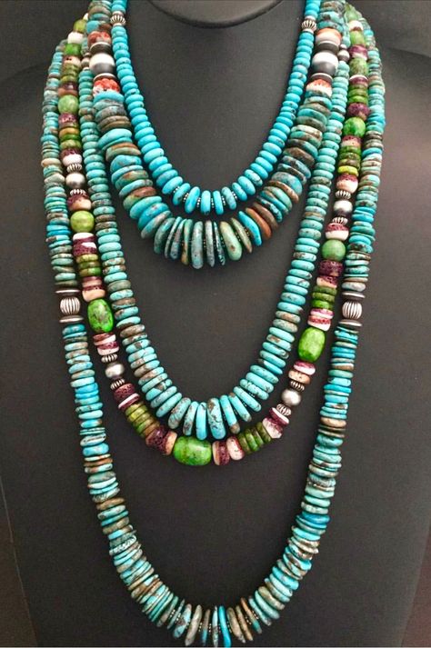 Native American turquoise beads Native American Accessories, Turquoise Jewelry Native American, Bohemian Jewellery, Southwest Jewelry, Native American Turquoise, American Turquoise, Native Jewelry, Southwestern Jewelry, Coral Jewelry