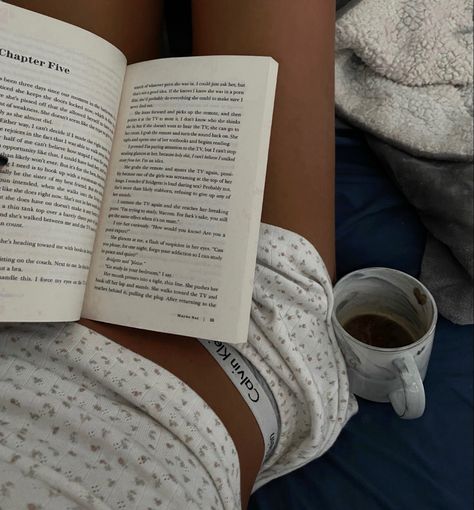 Laying In Bed, Reading A Book, Clean Girl, It Girl, A Book, Reading, Coffee, Bed