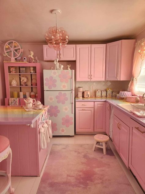 Kabinet Dapur, Pink Room Decor, Dream Apartment Decor, Future Apartment Decor, Pink Home Decor, Cute Bedroom Decor, Dream House Rooms, Style Deco, Pink Kitchen