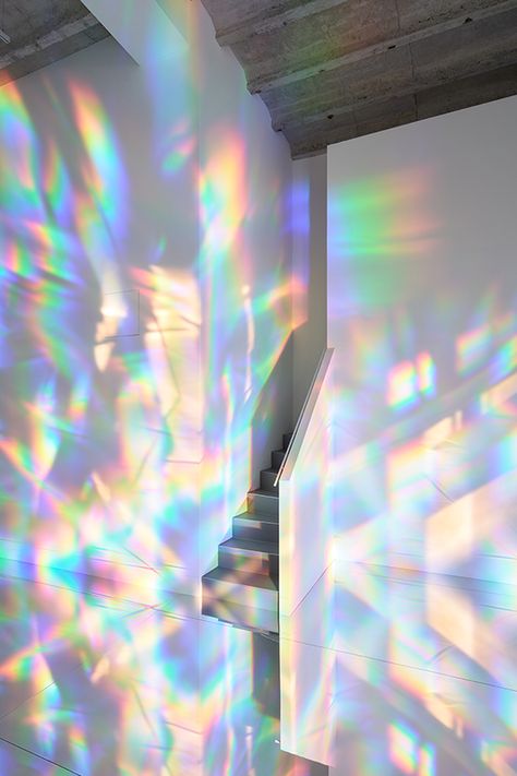 Kimsooja Official Website Rainbow Prism Photography, Light Refraction Aesthetic, Holographic Room, Pragmatic Utopia, Prismatic Art, Iris Cabin, Speculative Architecture, Iridescent Aesthetic, Light Prism