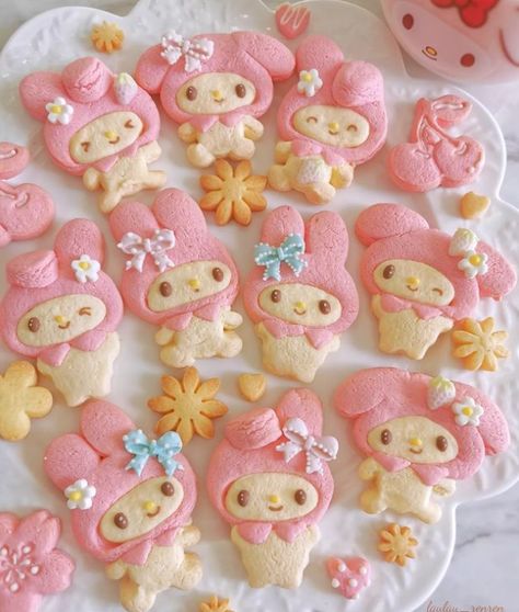 #sanriocharacters #sanrio #cute #cookies #mymelody #pink #flowers Kawaii Cookies, Kawaii Cooking, Cute Baking, Cute Snacks, Hello Kitty Birthday, Japanese Dessert, Hello Kitty Items, Kawaii Food, Cute Cookies