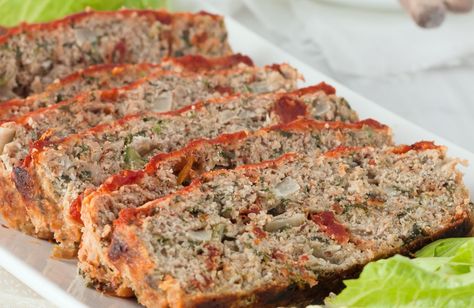 Ground Turkey Microwave Meatloaf Recipe via @SparkPeople Ground Turkey Breast Recipes, Microwave Meatloaf, Spark People Recipes, Turkey Meatloaf Recipe, Ground Turkey Soup, Turkey Meatloaf Recipes, Turkey Soup Recipe, Weight Watcher Meals, Turkey Burger Recipes