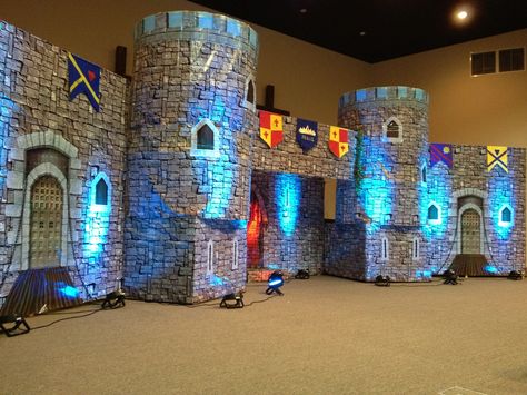 Castle Parade Float Ideas, Vbs Castle Decorations, Castle School Decorations, Diy Castle Cardboard Backdrop, Vbs Knights Of North Castle Decorations, Mighty Fortress Vbs, Kingdom Vbs, Castle Party, Castle Rooms