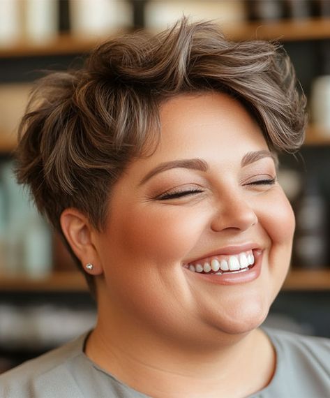 Pixie Shadow Root, Ash Brown Pixie, Light Brown Pixie Haircut, Fat Face Short Hair, Dark Brown Pixie, Ash Brown Highlights, Short Wavy Pixie, Brown Pixie Cut, Hairstyles For Fat Faces