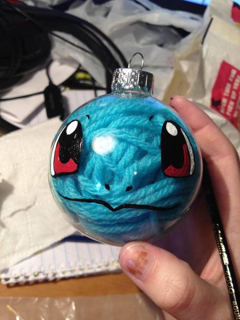 pokemon diy - christmas baubles Pokemon Christmas Ornaments, Pokemon Ornaments, Diy Christmas Baubles, Pokemon Christmas, Geeky Craft, Pokemon Diy, Pokemon Craft, Crochet Geek, Pokemon Gifts