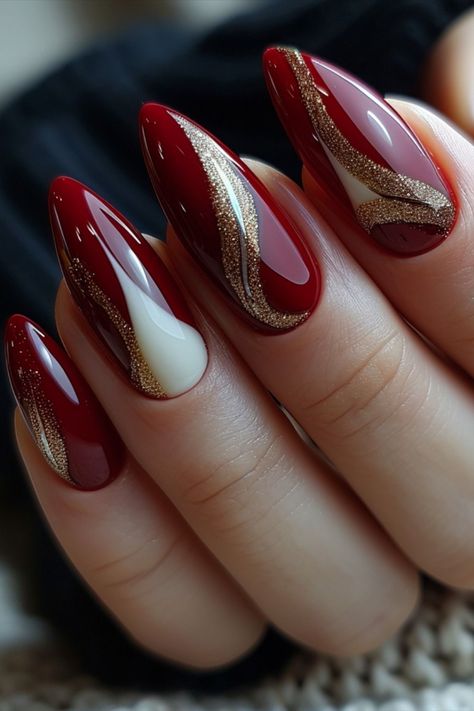 Red Gold Nail Art, Crimson Nail Designs, Nail Trends For 2024, Burgundy Nails Ideas, Crimson Nails, Nail Art Trending, Burgundy Nail Polish, Burgundy Nail Designs, Crackle Nails