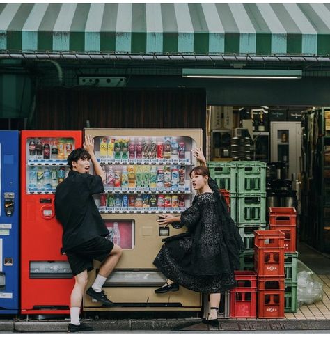 Taipei Photoshoot, Taiwan Photoshoot, Vietnam Photoshoot, Snap Couple, Couple Japan, Prewed Photoshoot, Prewed Concept, Group Portrait, Pre Wedding Photoshoot Outdoor